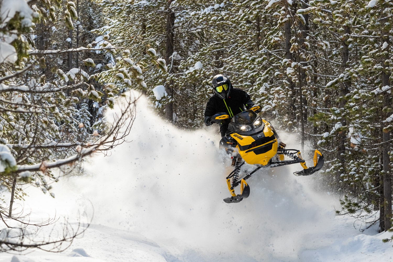 2024-Ski-Doo-MXZ