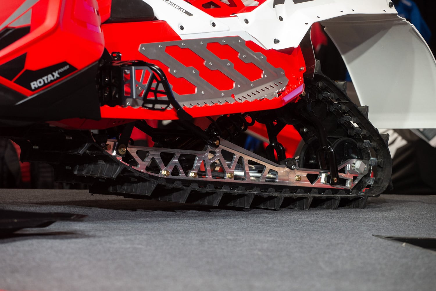 Lynx Rave RS 600RS ETEC 2024 Snowmobile Passion